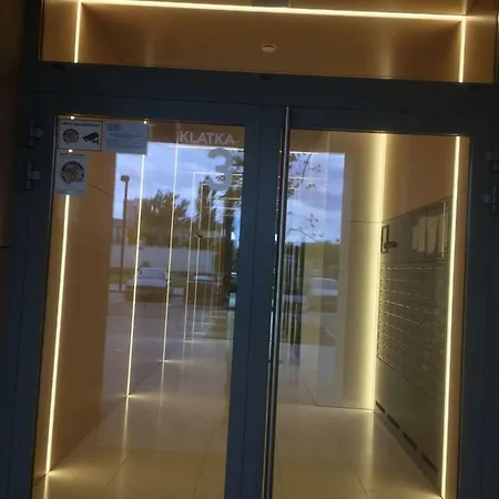 Апартаменты 106 Wola Center Варшава